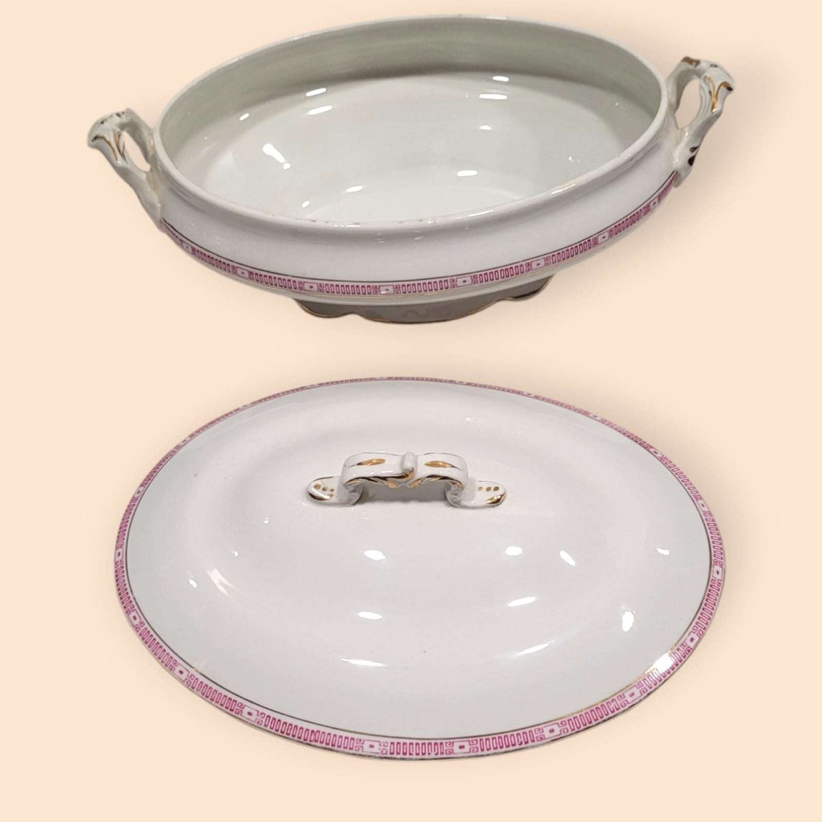 Fuente de porcelana antigua de calidad excepcional para decoración. - Cositas Antiguas – La Guadaña, Anticuarios Online en Jerez , vender antigüedades, muebles antiguos