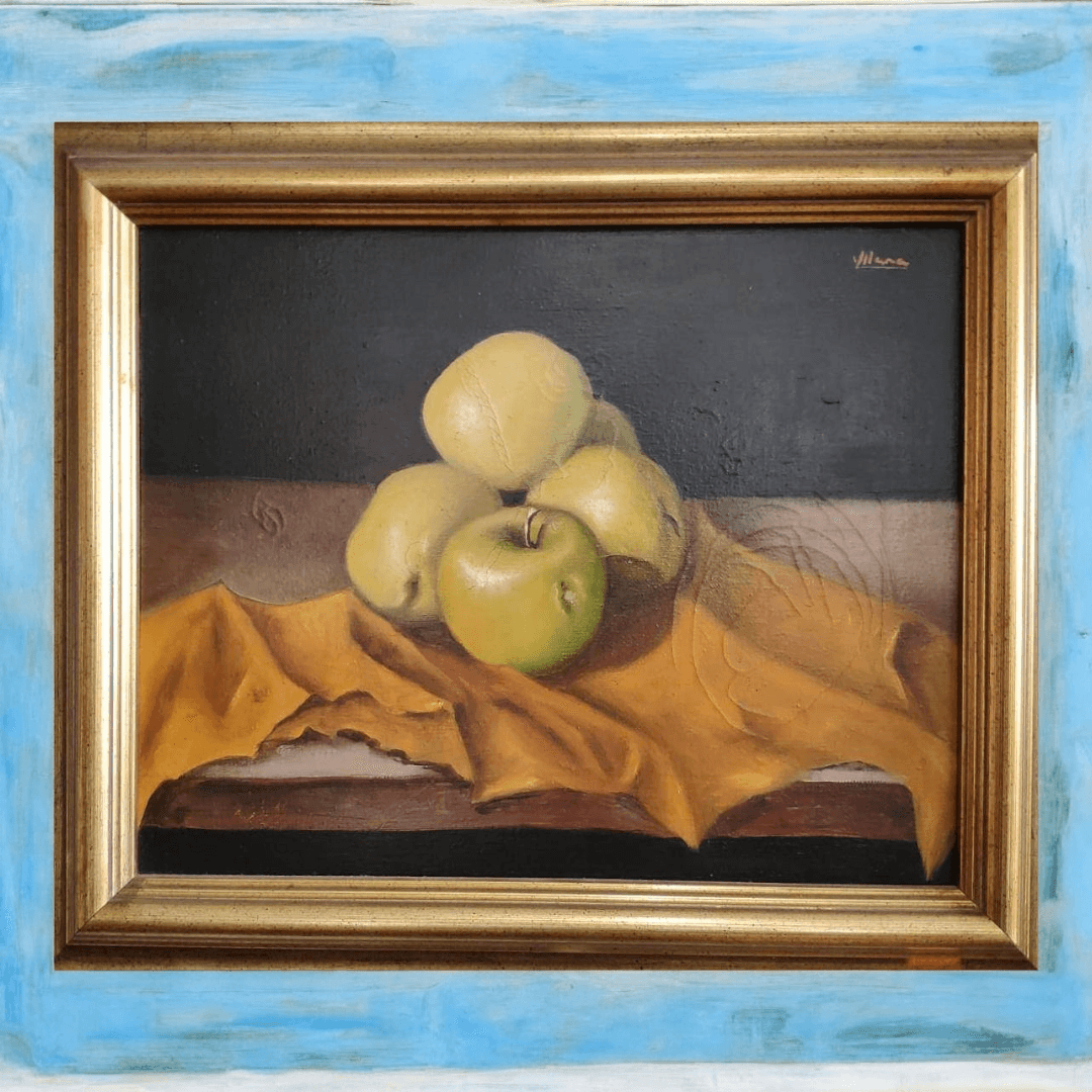 Óleo de bodegón con manzanas enmarcado en dorado y azul. Pintura clásica ideal para decoración y coleccionistas de arte tradicional.