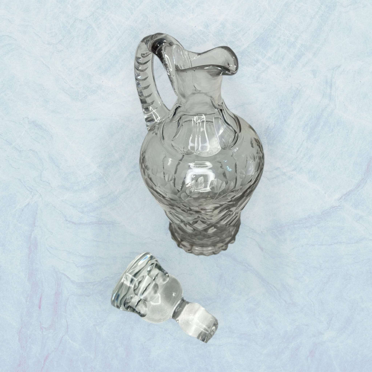 Vinajeras antiguas de cristal tallado con tapón - Cositas Antiguas – La Guadaña, Anticuarios Online en Jerez , vender antigüedades, muebles antiguos