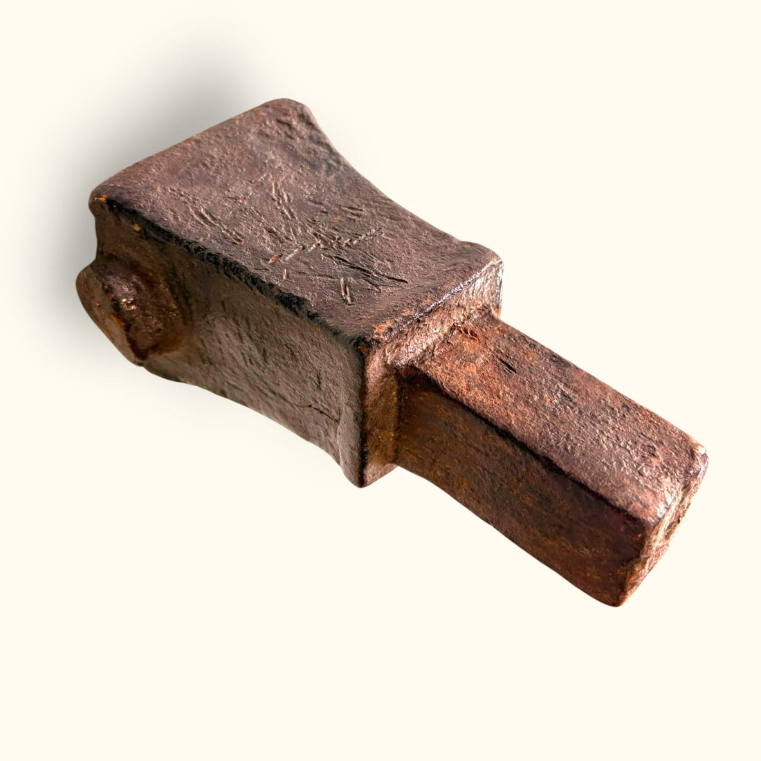 Yunque antiguo de fragua para herrería tradicional - Cositas Antiguas – La Guadaña, Anticuarios Online en Jerez , vender antigüedades, muebles antiguos