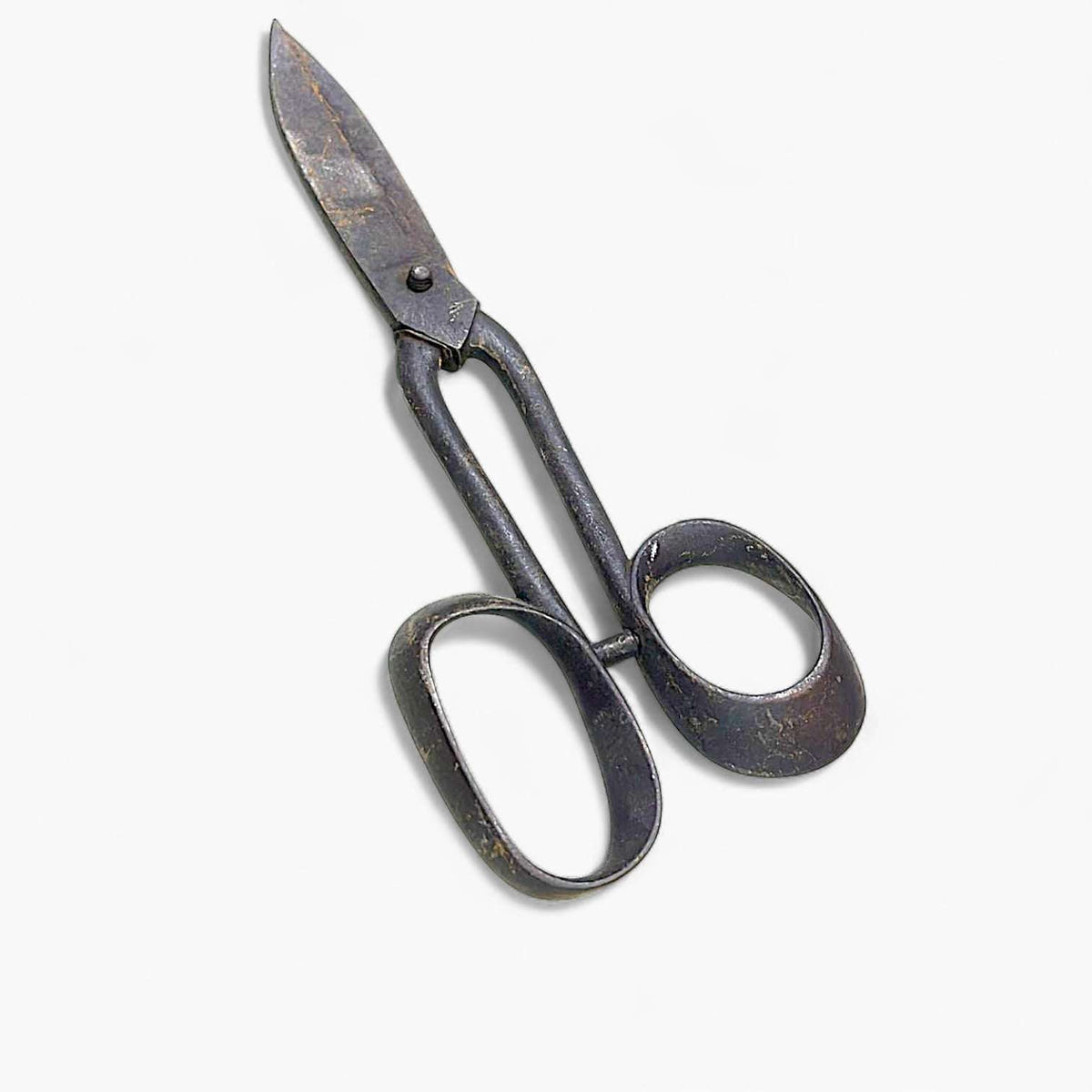 Tijeras antiguas de sastre de acero forjado - Cositas Antiguas – La Guadaña, Anticuarios Online en Jerez , vender antigüedades, muebles antiguos