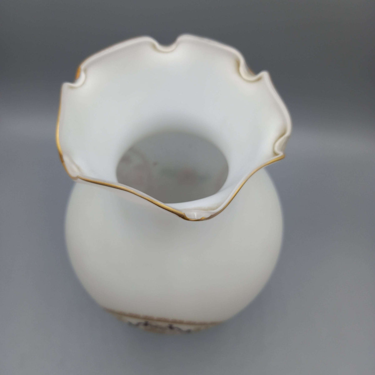 Jarron decorativo en cristal blanco de calidad premium - Cositas Antiguas – La Guadaña, Anticuarios Online en Jerez , vender antigüedades, muebles antiguos