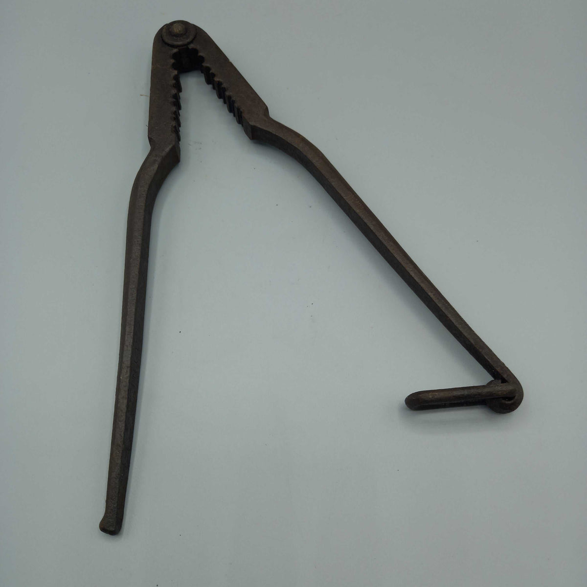 Alicate/mordaza con seguro antiguo de alta calidad - Cositas Antiguas – La Guadaña, Anticuarios Online en Jerez , vender antigüedades, muebles antiguos
