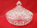 Caja de cristal tallada Cristal D'arques con diseño de diamante, ideal para decoración elegante en el hogar. Calidad excepcional y estilo vintage.