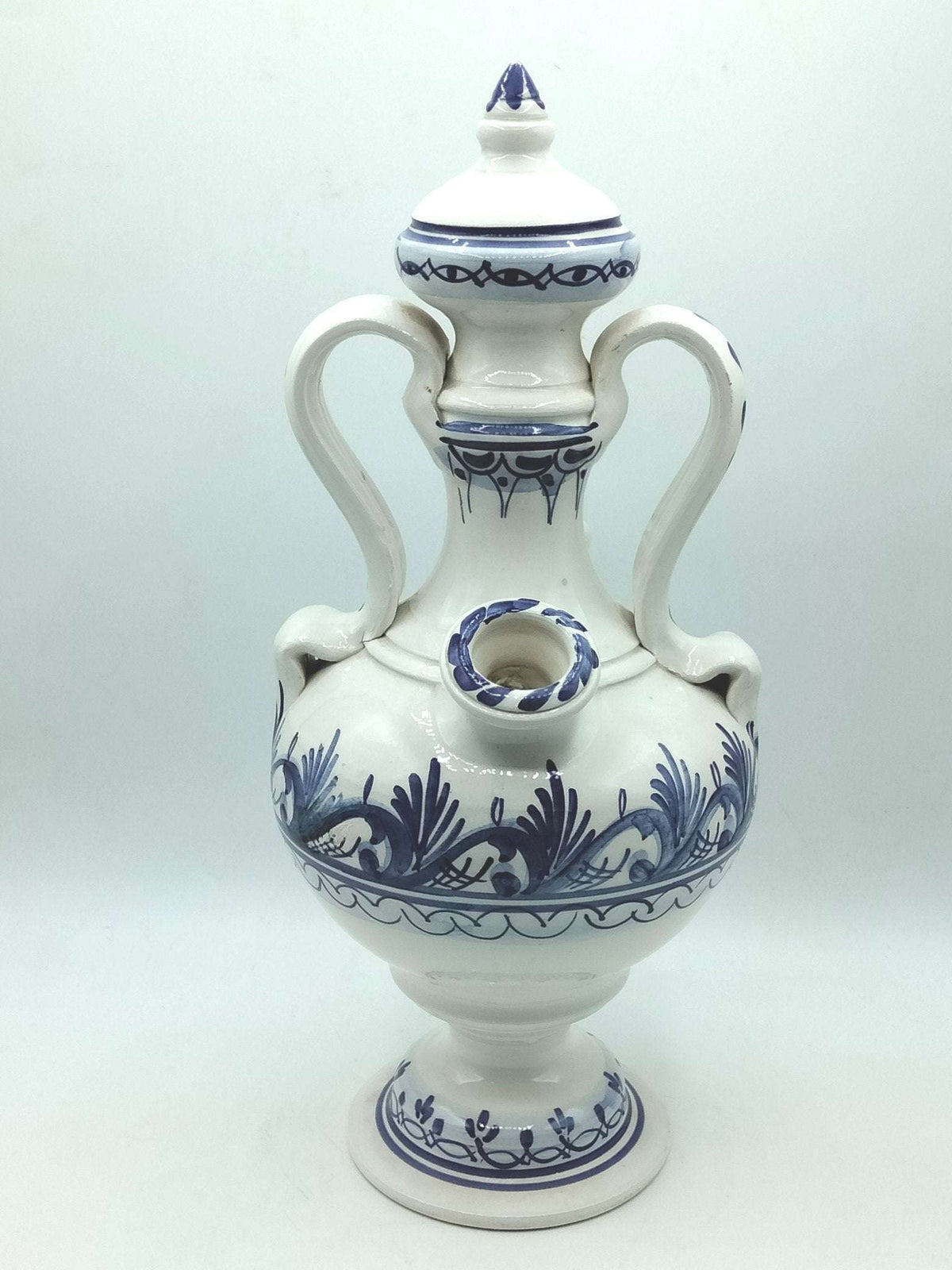 Botijo artesanal de cerámica esmaltada azul pintado a mano - Cositas Antiguas – La Guadaña, Anticuarios Online en Jerez , vender antigüedades, muebles antiguos