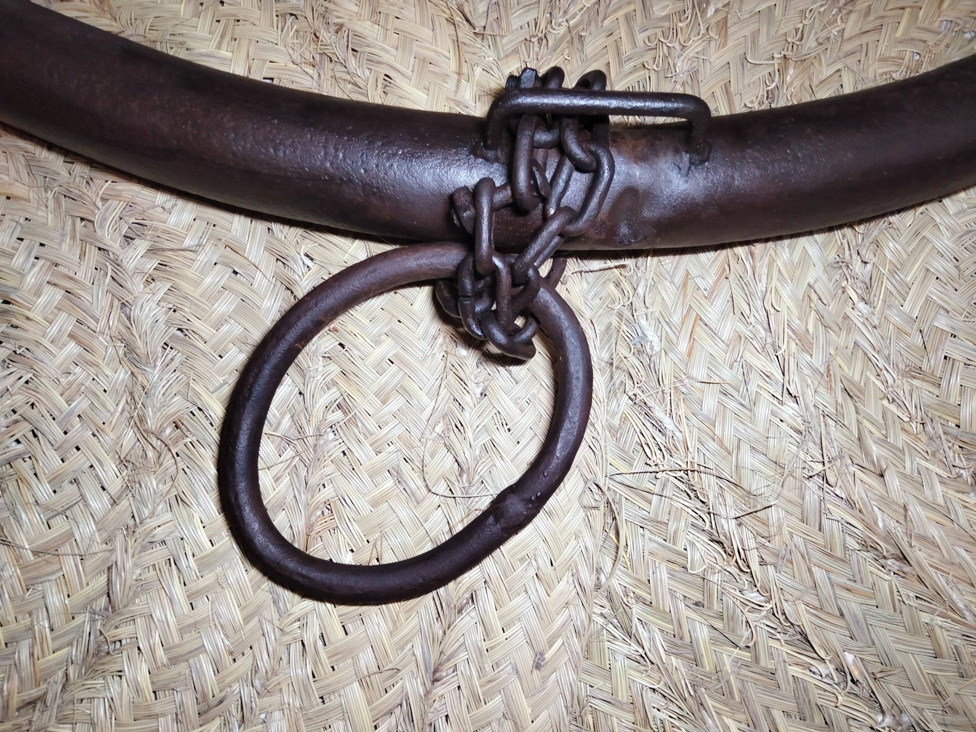 Yugo Arreo de Hierro para Unir Mulas y Amarrar Tiros, Alta Calidad - Cositas Antiguas – La Guadaña, Anticuarios Online en Jerez , vender antigüedades, muebles antiguos