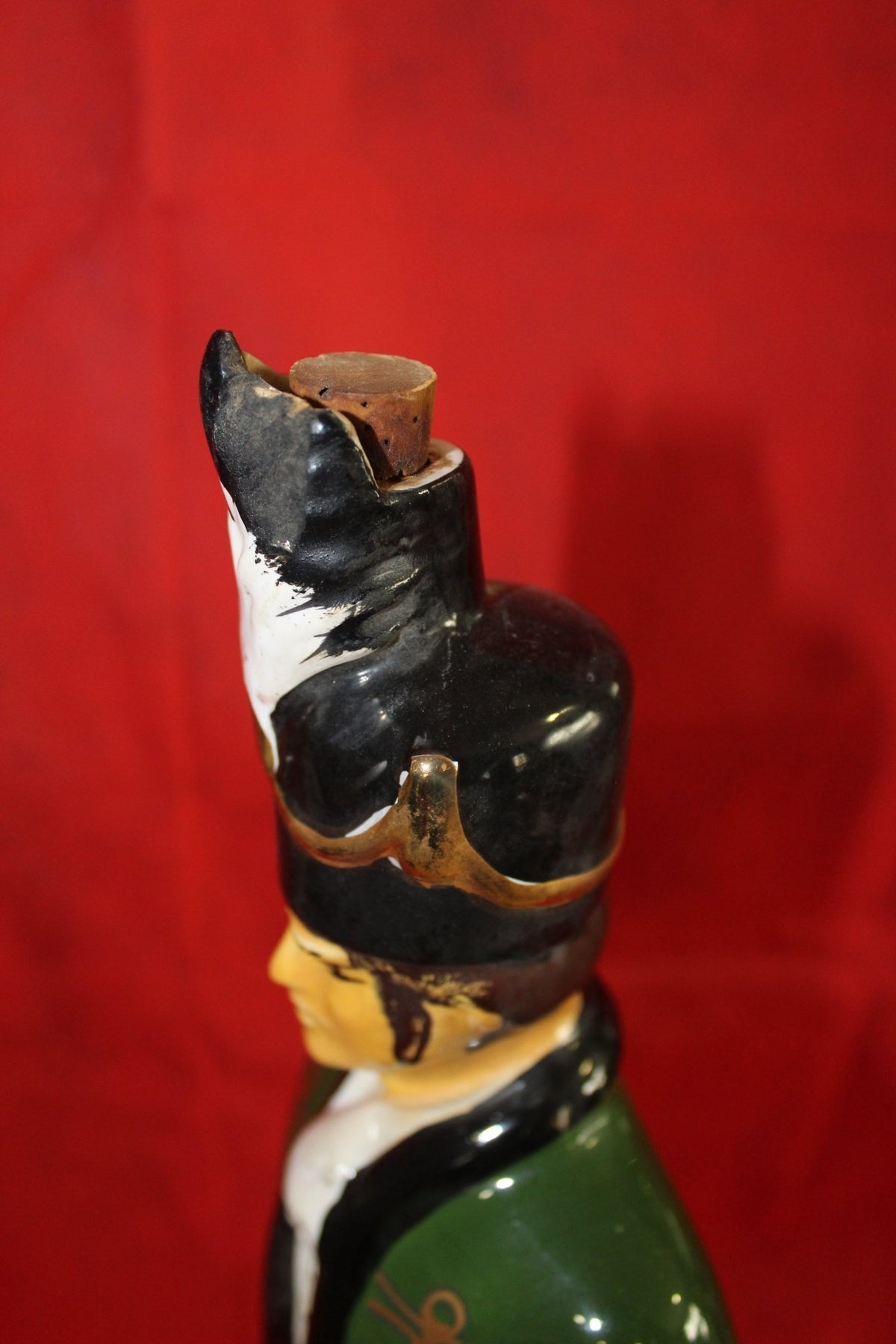 Figura de porcelana/botella licor Iris Mist - Cositas Antiguas – La Guadaña, Anticuarios Online en Jerez , vender antigüedades, muebles antiguos